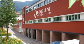 2016.09.08 Interrogazione – Costi e modalità per l’affitto di una sala del Forum per il ballo di maturità.
